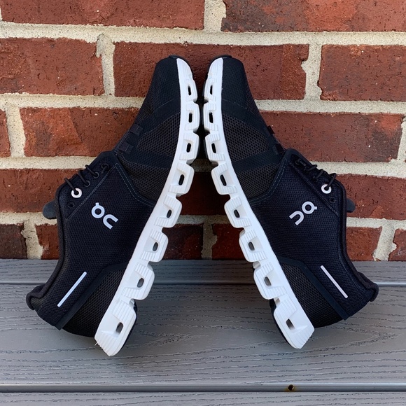 On Running Cloud Running Shoe - Picture 7 of 14